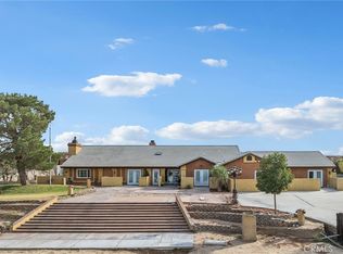 13801 Shadow Mountain Rd, Helendale, CA 92342