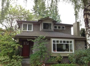 6820 32nd Ave NE, Seattle, WA 98115