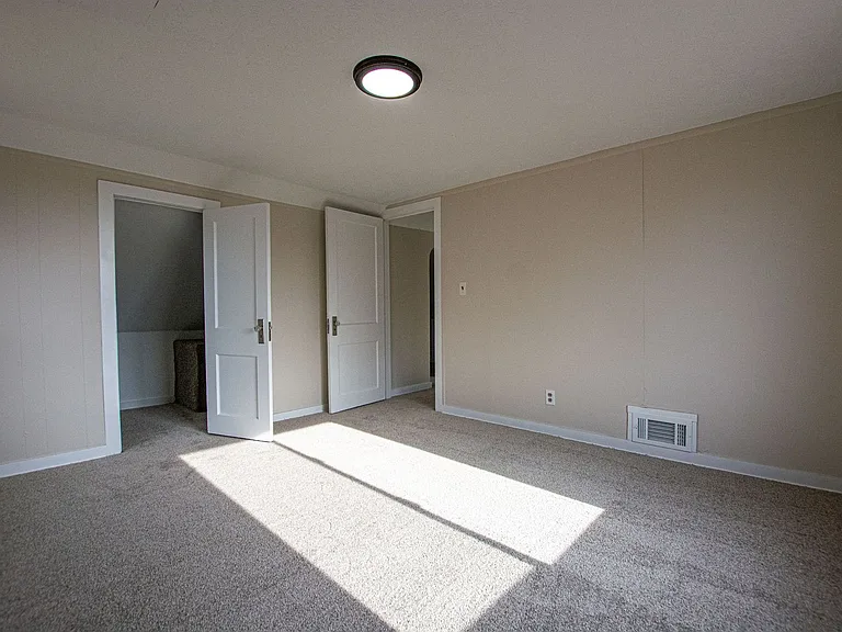 2301 Wayne St — Photo 18