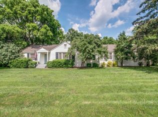 3844 Cross Creek Rd, Nashville, TN 37215