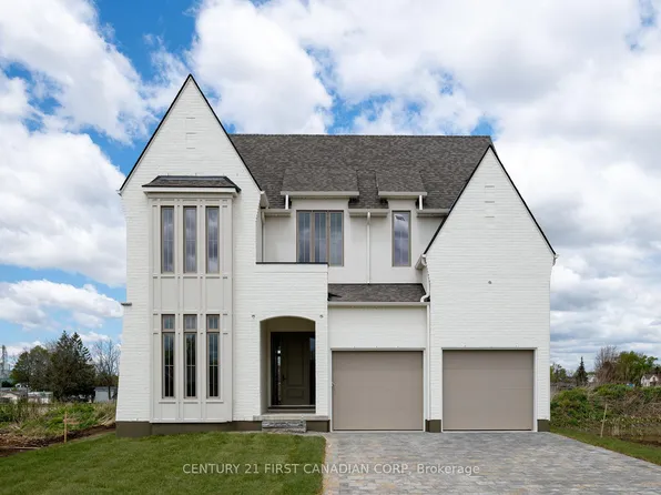 207 Foxborough Pl, Thames Centre, ON N0M 2P0