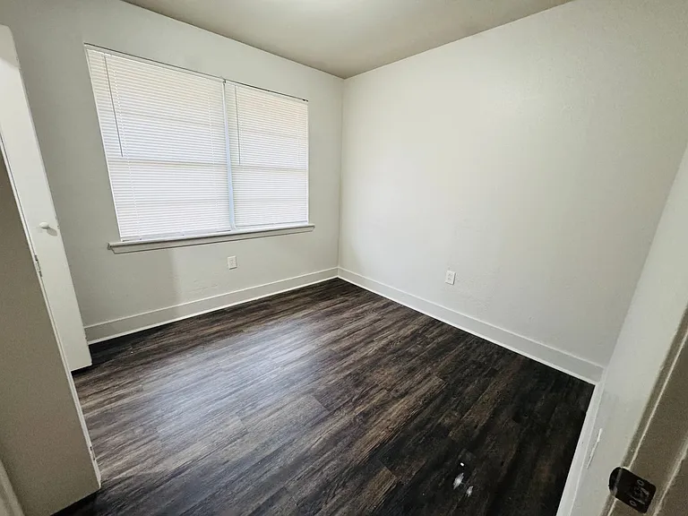 1955 Rice Dr — Photo 22