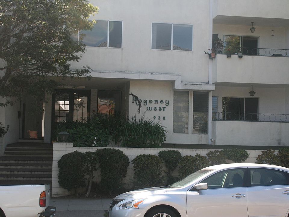 1st image of 938 3rd St #311
