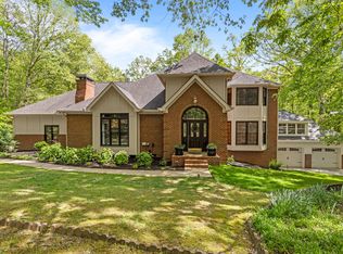 9030 Finney Point Dr, Ooltewah, TN 37363