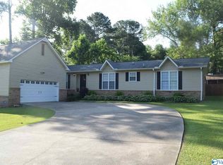99 Windy Hill Pl, Rainbow City, AL 35906