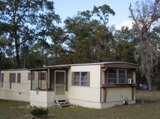 14585 NE 204th St, Fort Mc Coy, FL 32134