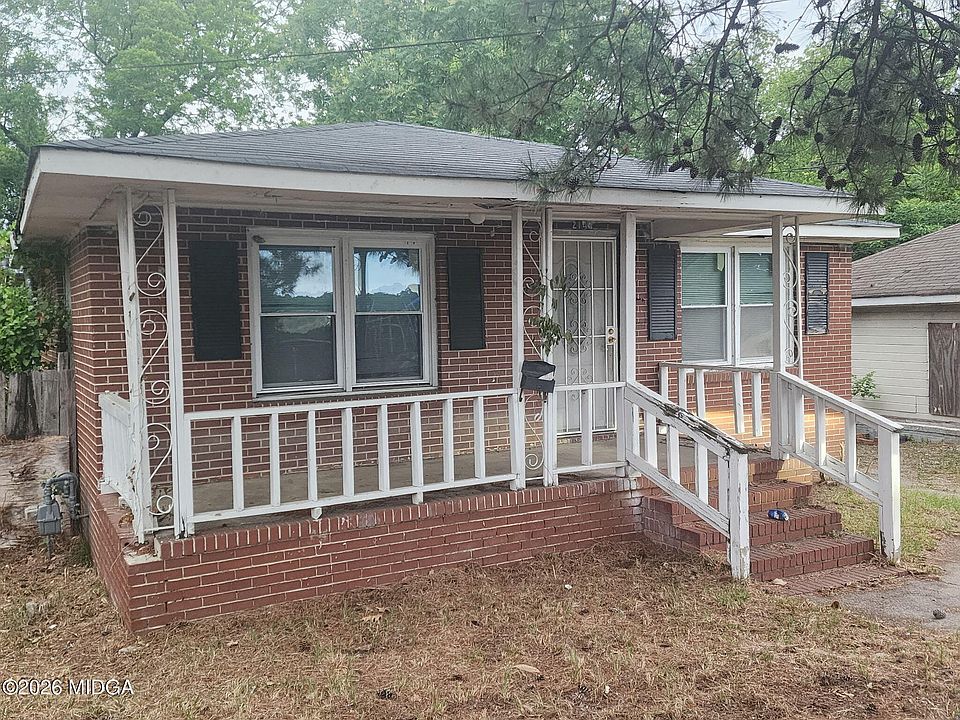 2nd image of 2149 Mercer University Dr