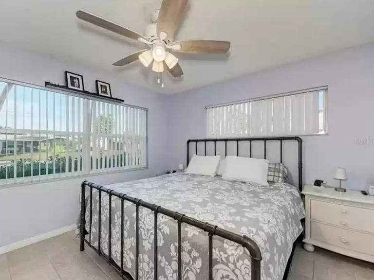210 Lake Shore Dr — Photo 11