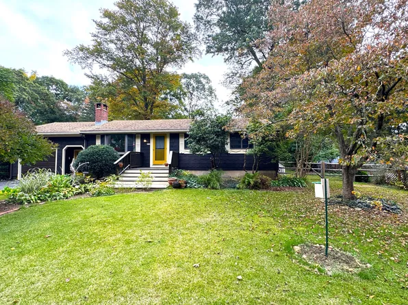 26 Woodland Street, Tolland, CT 06084