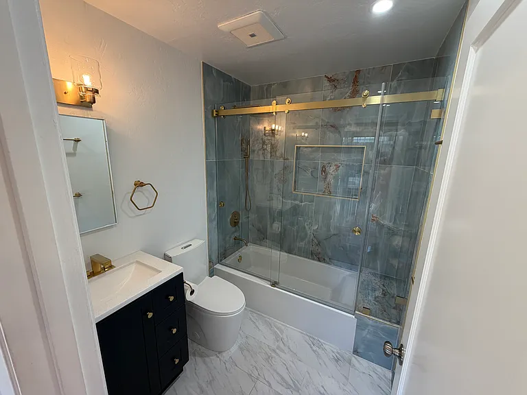 58 W 40th Ave — Photo 7