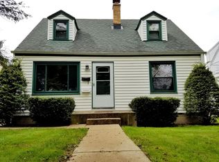 3619 N 98th St, Milwaukee, WI 53222
