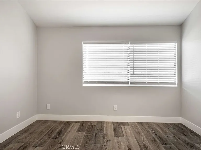6323 Reseda Blvd #2 — Photo 20