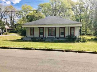 111 N Congress St, Mendenhall, MS 39114