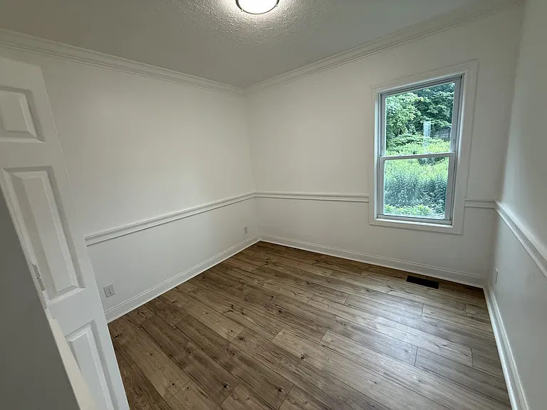 19 Reeves St #1 — Photo 6
