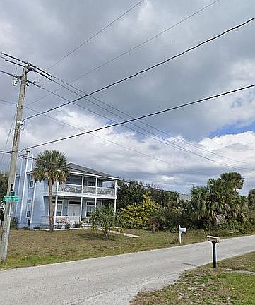 5th image of 108 Surfside Ave
