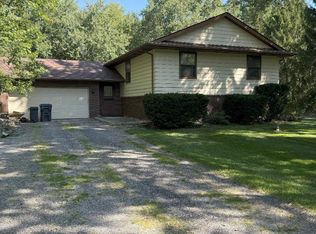 267 Arbor Dr, Chesterton, IN 46304
