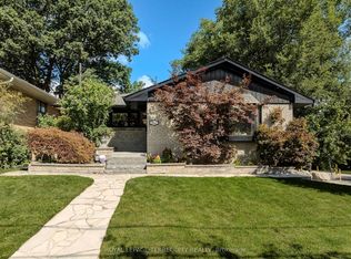 92 Saskatoon Dr, Toronto, ON M9P 2G4