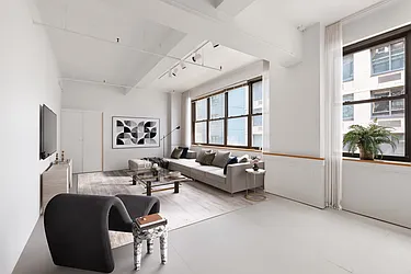 335 West 38th Street, #4