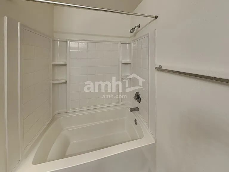18541 W Valerie Dr — Photo 16