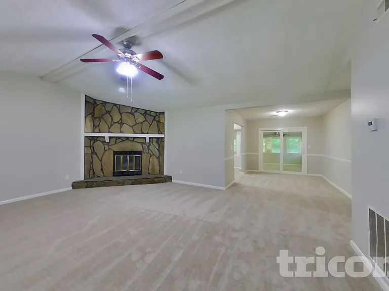 1731 Hidden Acres Dr SW — Photo 4