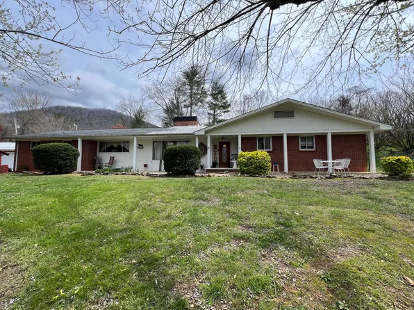 2262 Hartford Rd, Cosby, TN 37722