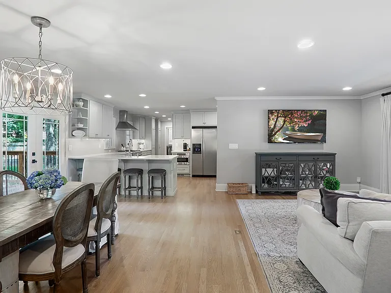5790 Garber Dr — Photo 4