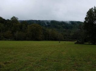 591 Half Moon Rd, Oliver Springs, TN 37840