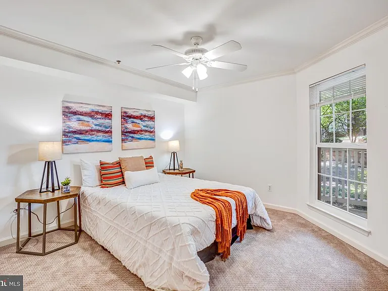 1524 Lincoln Way #100 — Photo 22