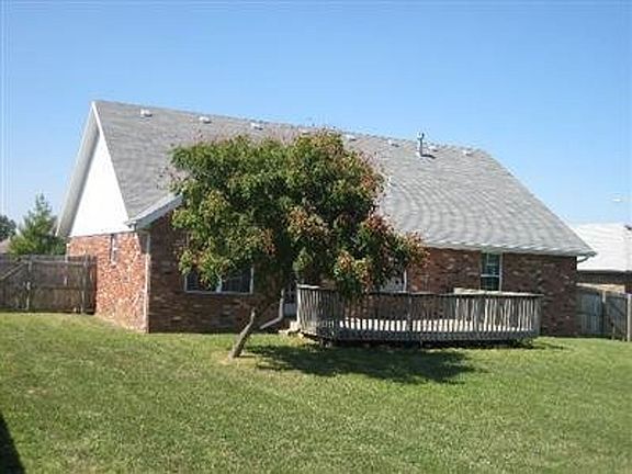 2nd image of 508 S Willowdale Ct