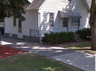 922 Harbor Ave, Monroe, MI 48162