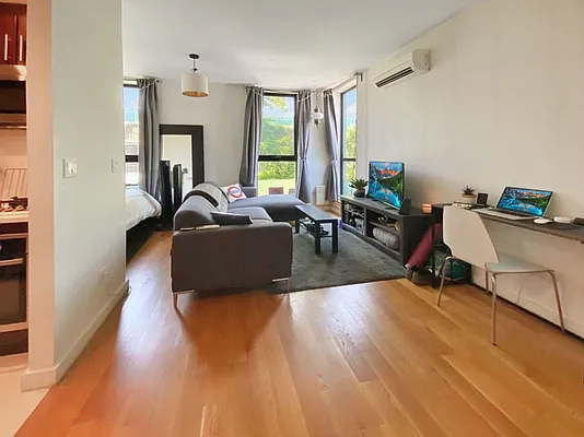 557 Lafayette Avenue #2B