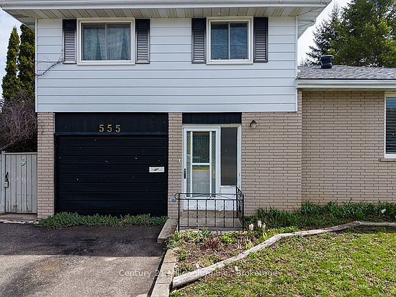 2nd image of 555 Spruce St