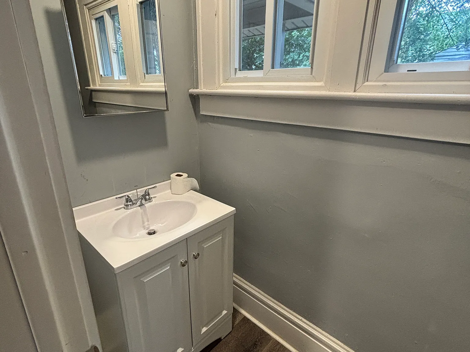 4 bed, 1.5 bath, 1308 sqft, $1,200 — Photo 4
