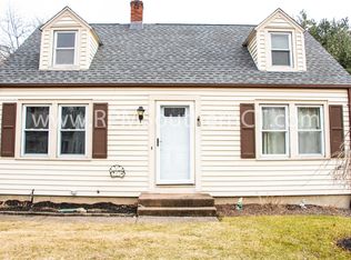 3 Mountain View Ter, East Haven, CT 06513