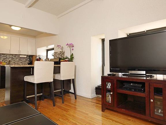 3rd image of 156 Bleecker St #6AW