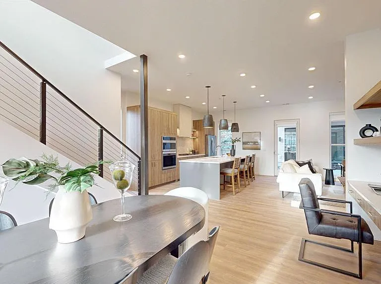 1 West Dr #4 — Photo 16