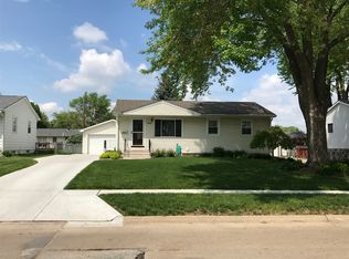 12680 C St, Omaha, NE 68144