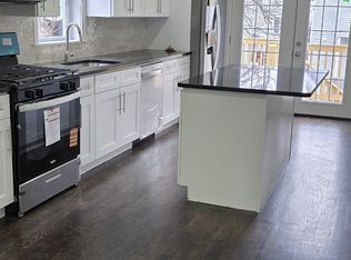 438 Park St #2, Bridgeport, CT 06608