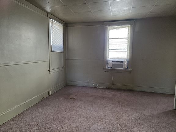4th image of 2114 Vineville Ave APT 1
