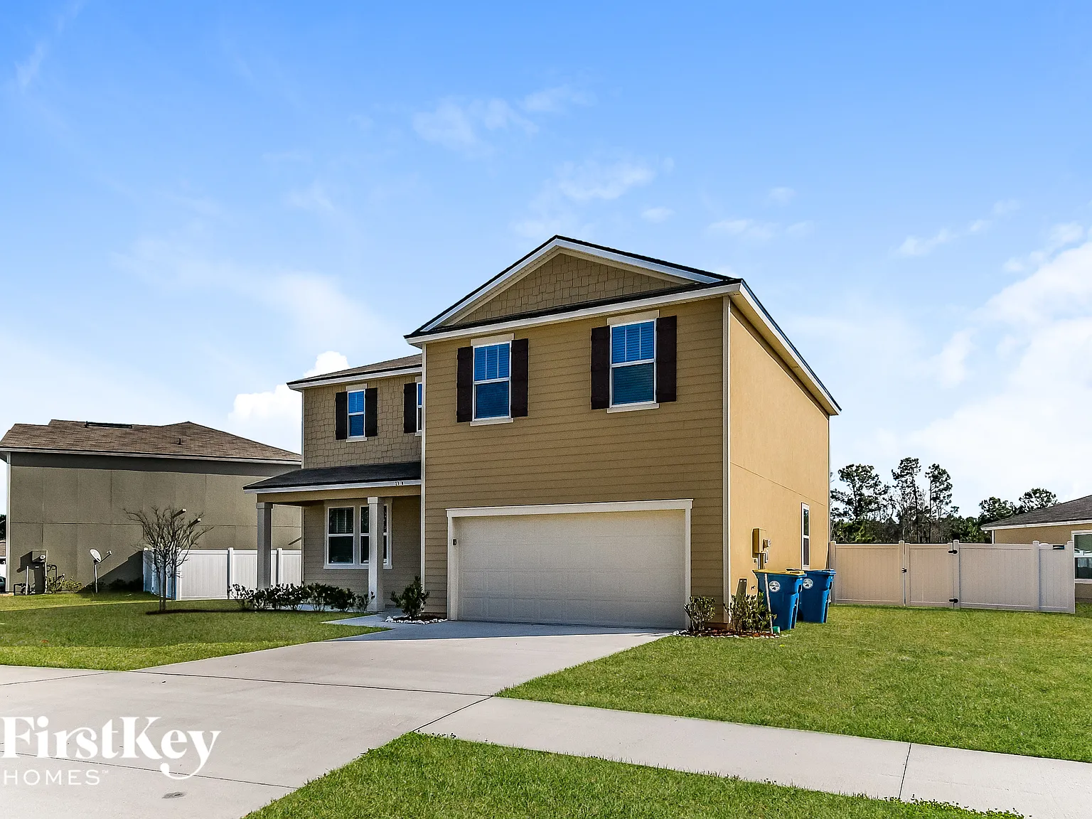 4 bed, 2.5 bath, 2346 sqft, $2,525 — Photo 2