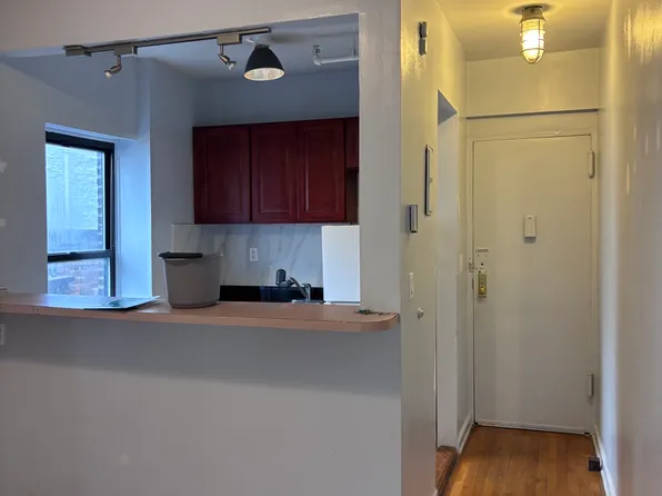 40 Mulberry Street image 1 of 7