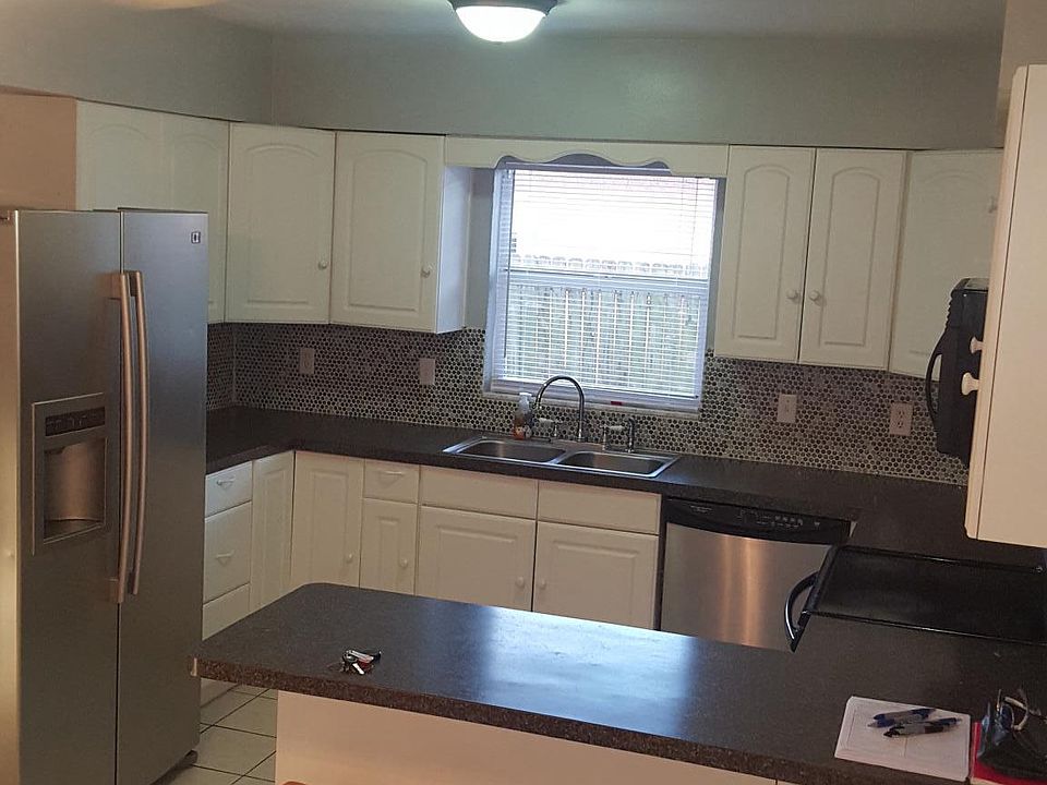 1st image of 5772 Bayshore Dr