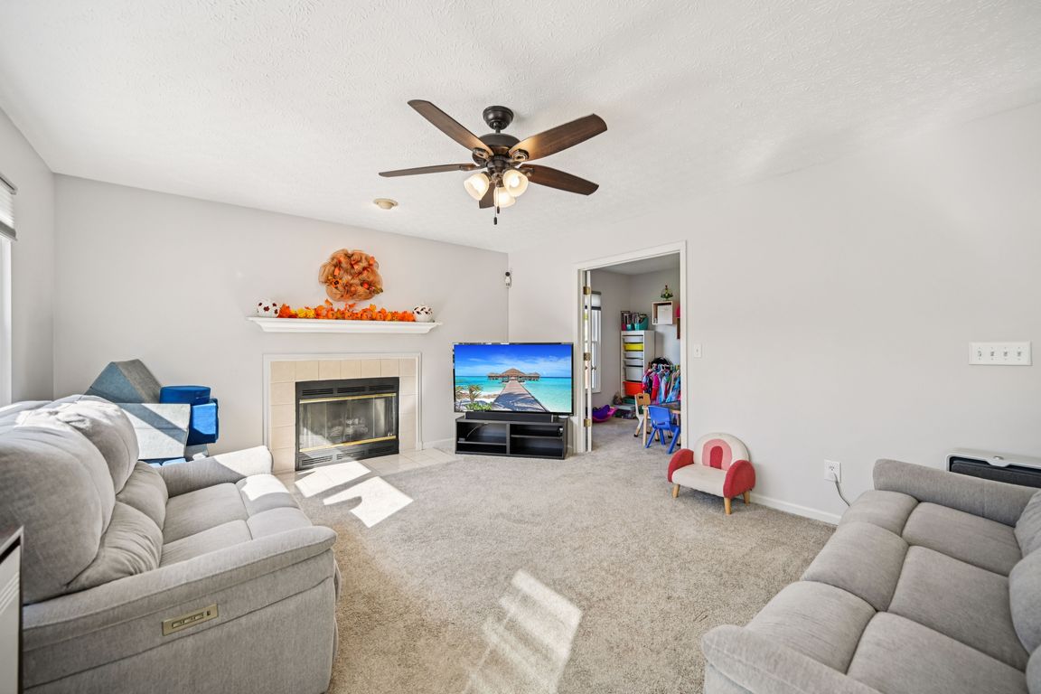 next background image