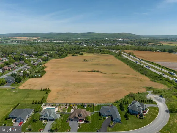 Grand Point Rd, Chambersburg, PA 17202
