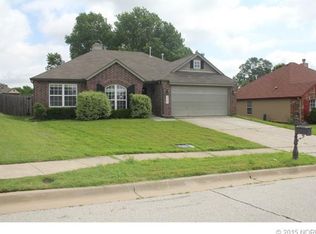 2508 W Mobile Pl, Broken Arrow, OK 74011