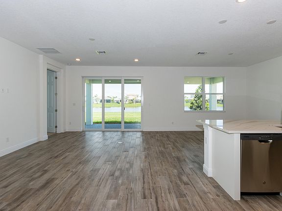 5th image of 8886 SW Breve Way