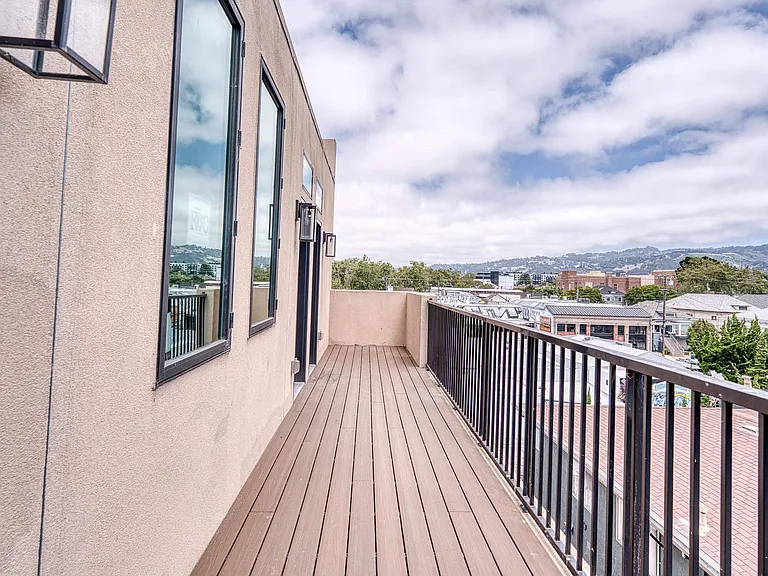 4202 Telegraph Ave #203 — Photo 19