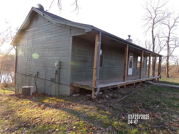 2nd image of 5200 SE Kiowa Dr