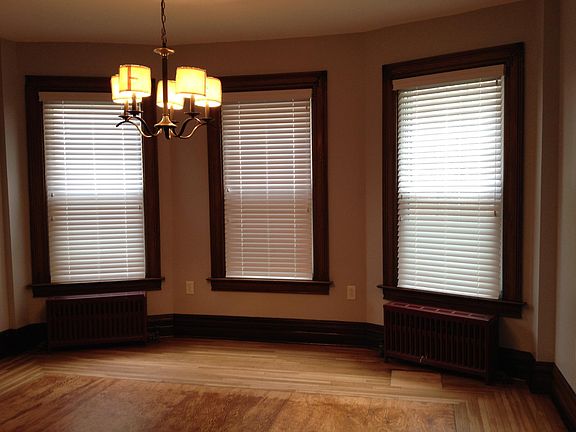 5th image of 615 Nevin Ave