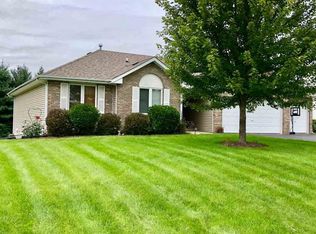 1202 Glacier Dr, Byron, IL 61010